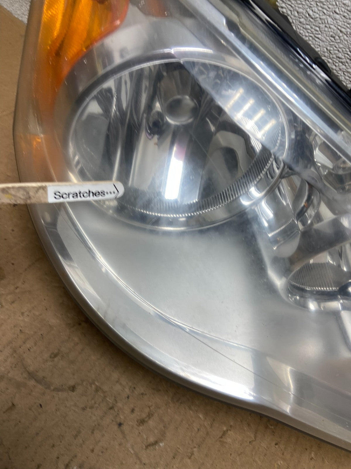 2011 to 2016 Chrysler Town and Country Right Passenger Headlight Z7691 PS3