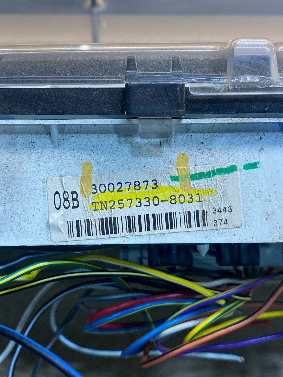 2001 to 2004 Chevrolet Tracker Cluster Gauge Speedometer ECM AG3915 DG6