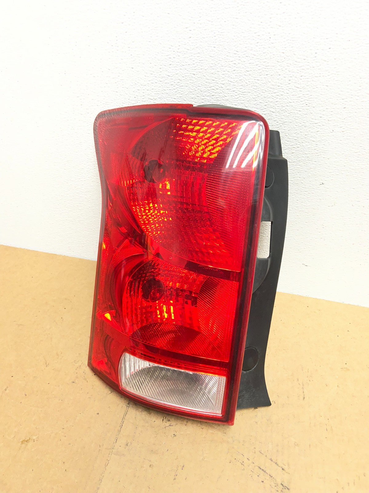 2007 to 2009 Suzuki XL-7 Vitara Left Driver LH Side Tail Light Oem AC3170 DW0