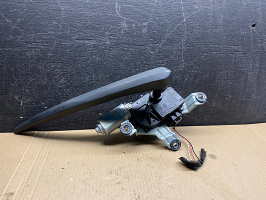 2010 to 2016 Cadillac SRX Rear Windshield Washer Wiper Motor AG3592 DG0