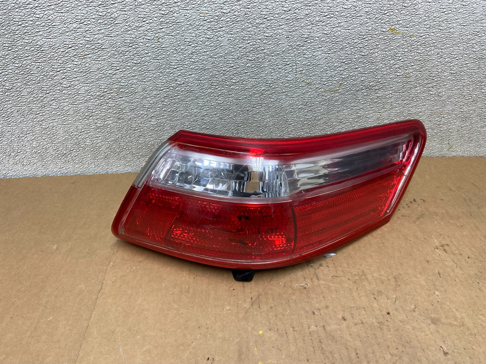 2007 2008 2009 Toyota Camry Right Passenger Side Tail Light TYC Z6837 DW0