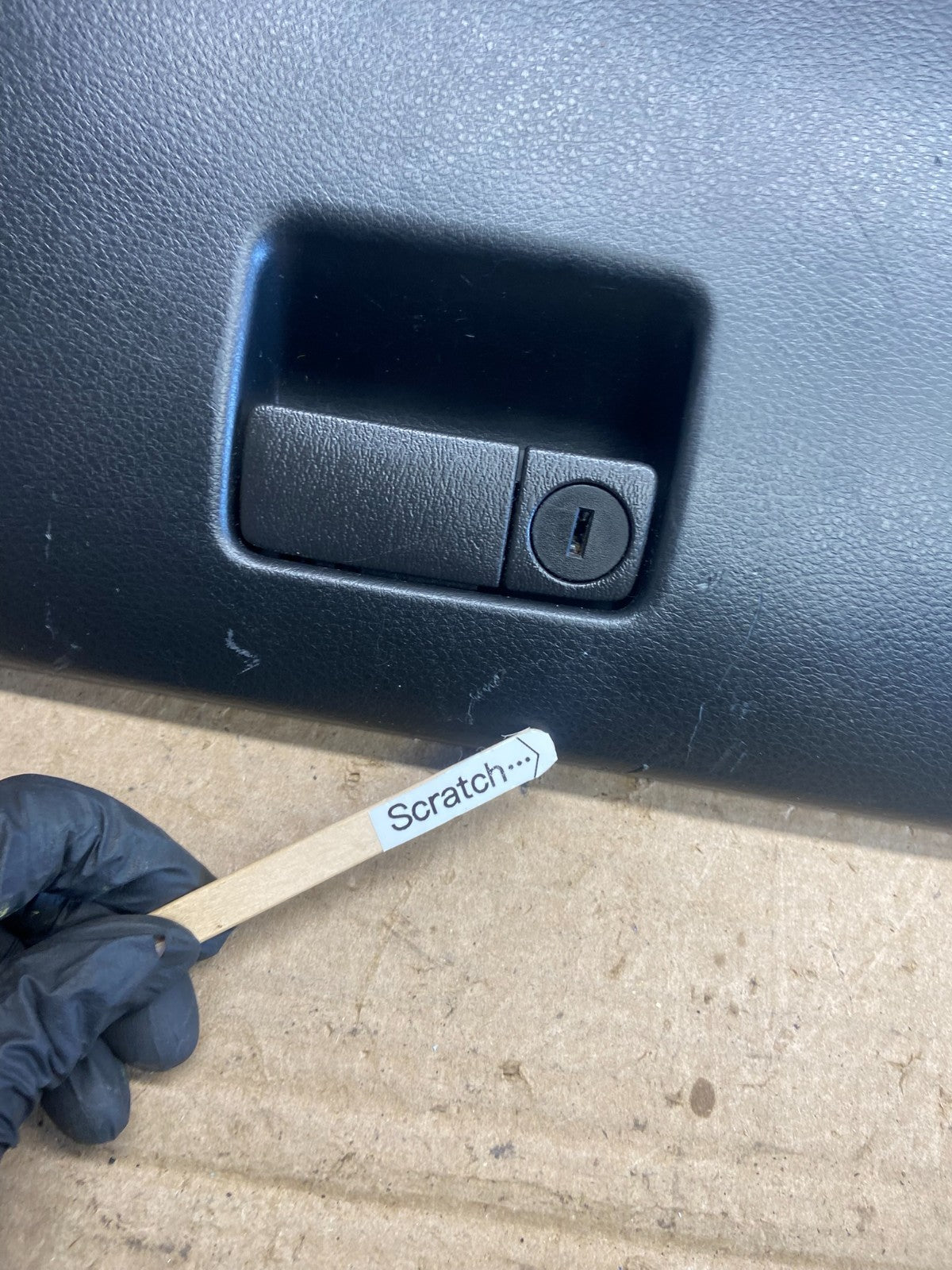 2006 to 2007 Infiniti G35 Glove Box AH5369 PS1