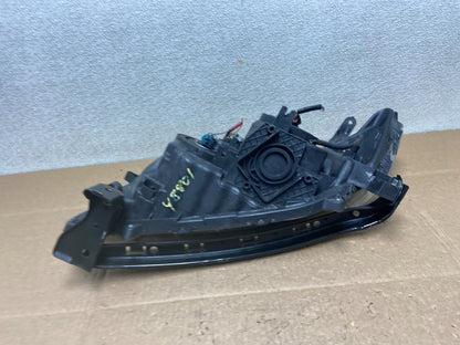 2011 to 2013 Honda Odyssey Front Right Passenger Headlight Halogen Y8801 DW7