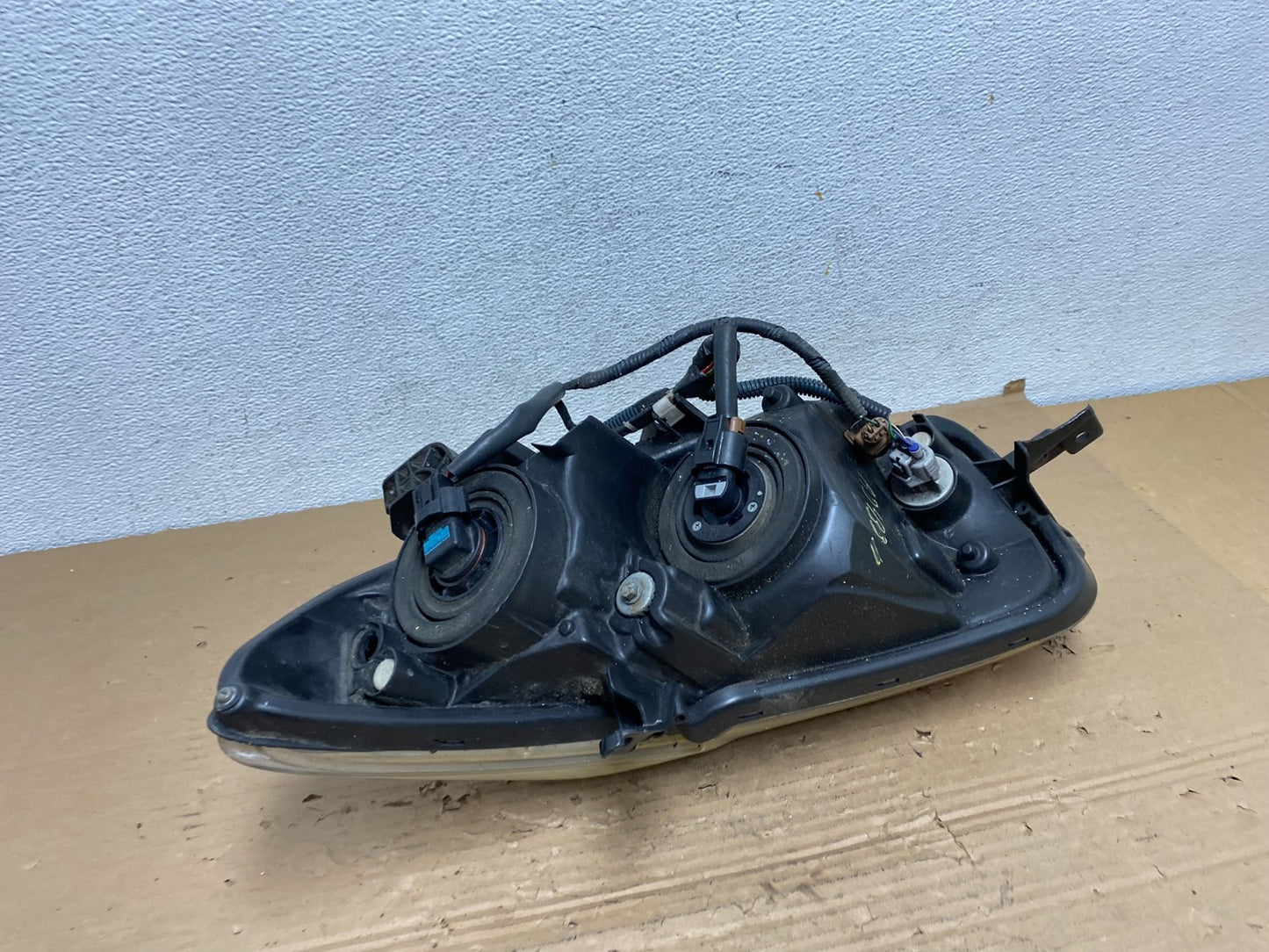 2008 2009 2010 Scion XB Right Passenger RH Headlight Halogen AD4331 DW7