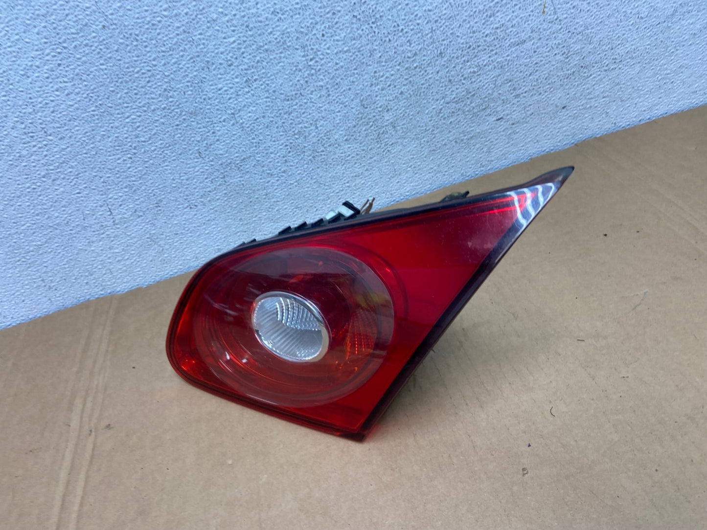 2009-2012 Volkswagen CC Right Passenger RH Side Tail Light Inner Trunk AD2574 LK1