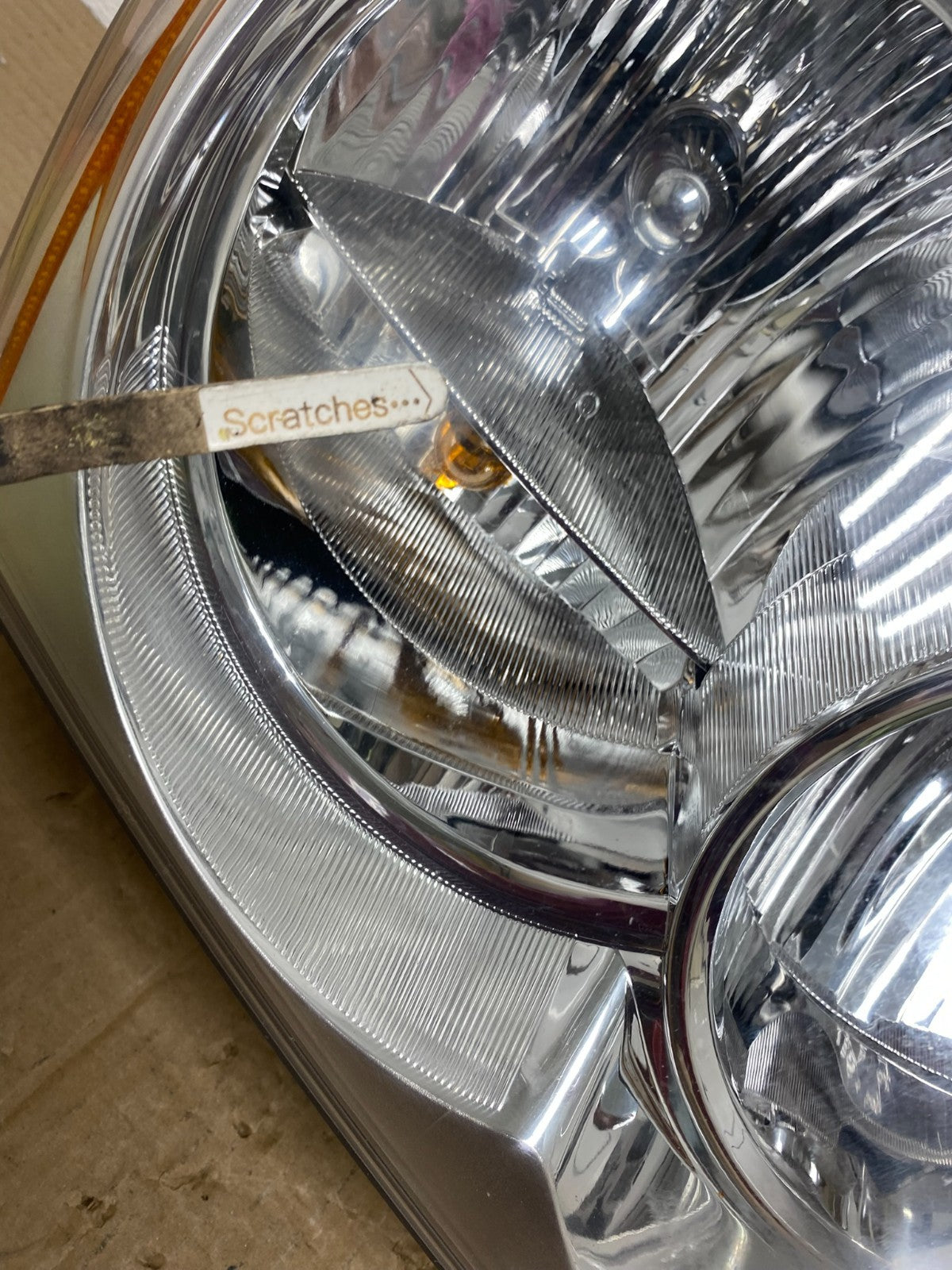 2005-2007 Jeep Grand Cherokee Left+Right Halogen Headlights AI1275 DW3