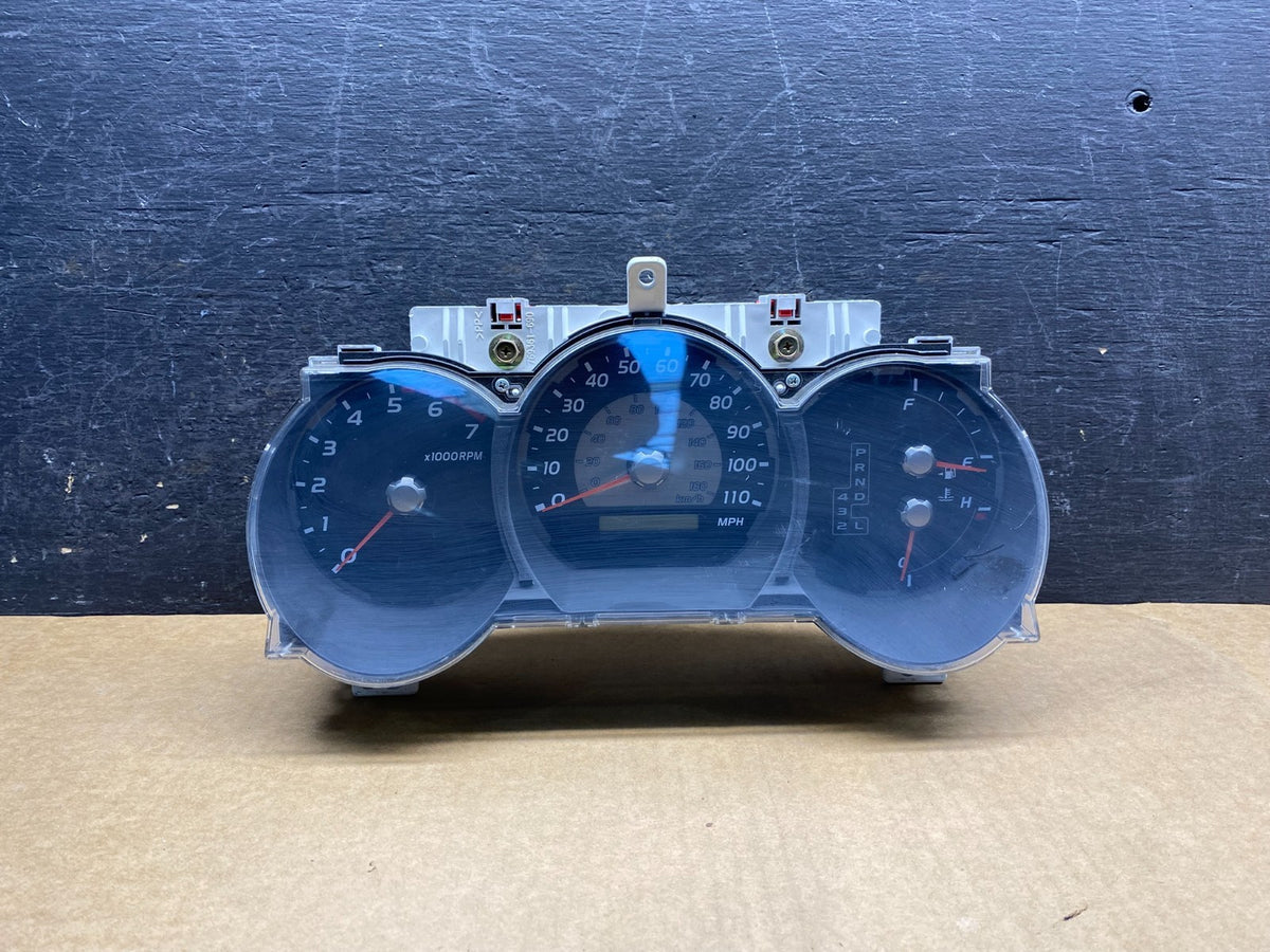 2003 to 2005 Toyota 4Runner Speedometer Instrument Cluster AH7159 DG0