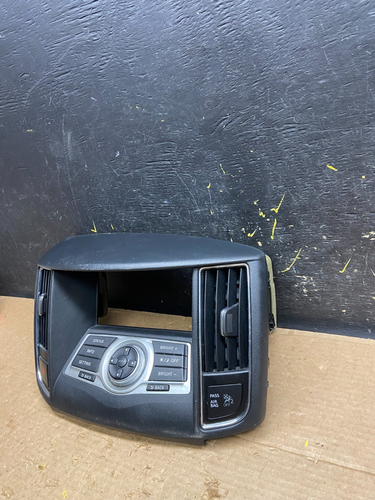 2009 to 2014 Nissan Maxima Radio Audio Panel Control Bezel Trim  w3211 DG2