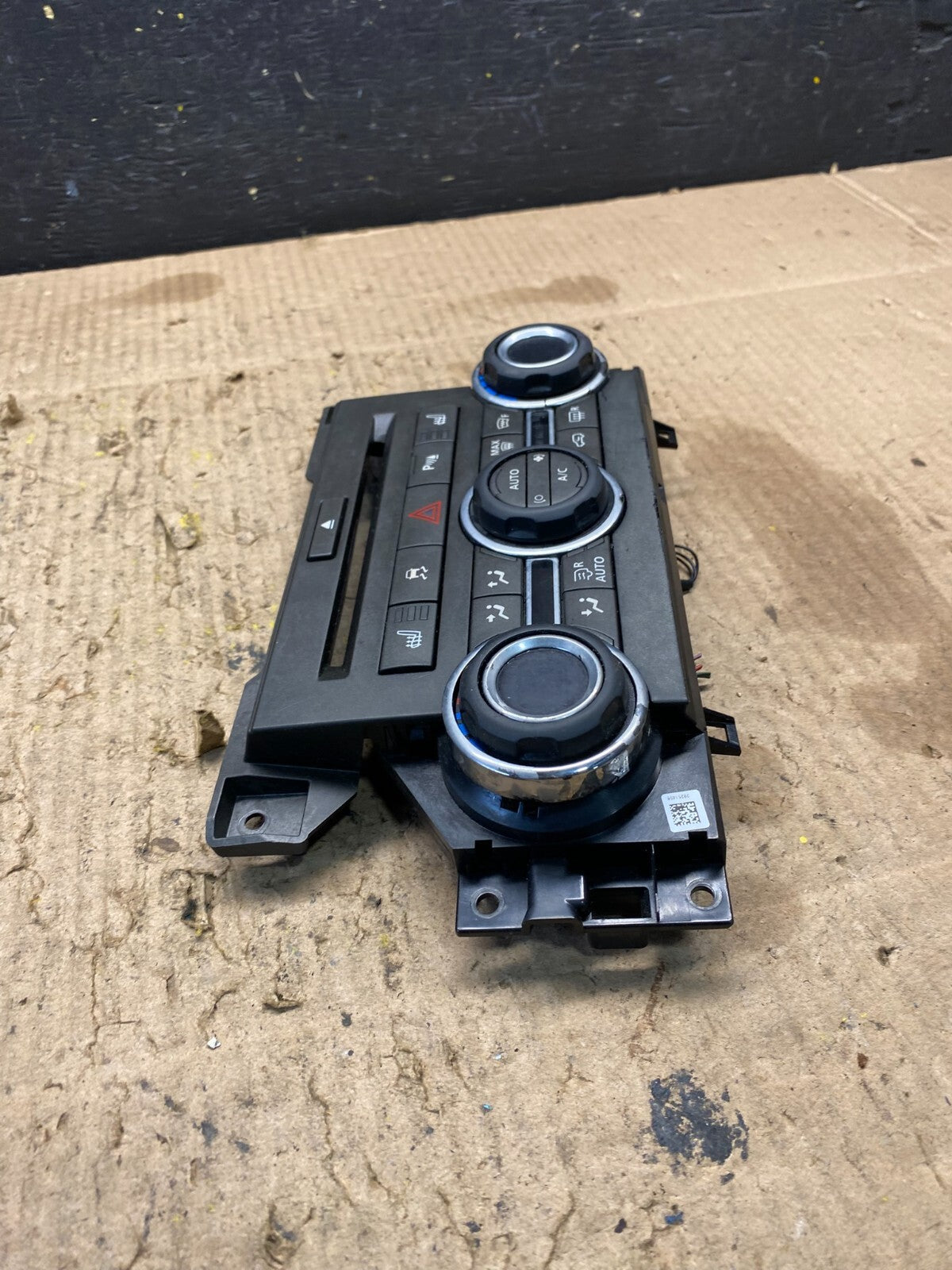 2010-2016 Land Rover LR4 Dual AC Heater Climate Temperature Control N0411 DG2