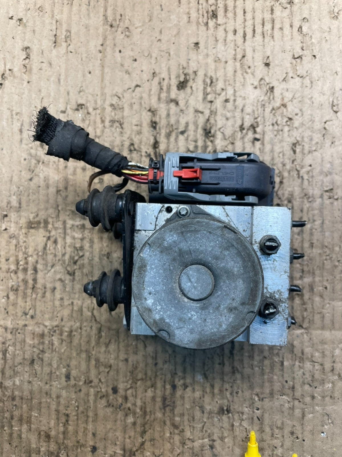 2011 to 2012 Audi Q5 ABS Anti-Lock Brake Pump S4460 DG5