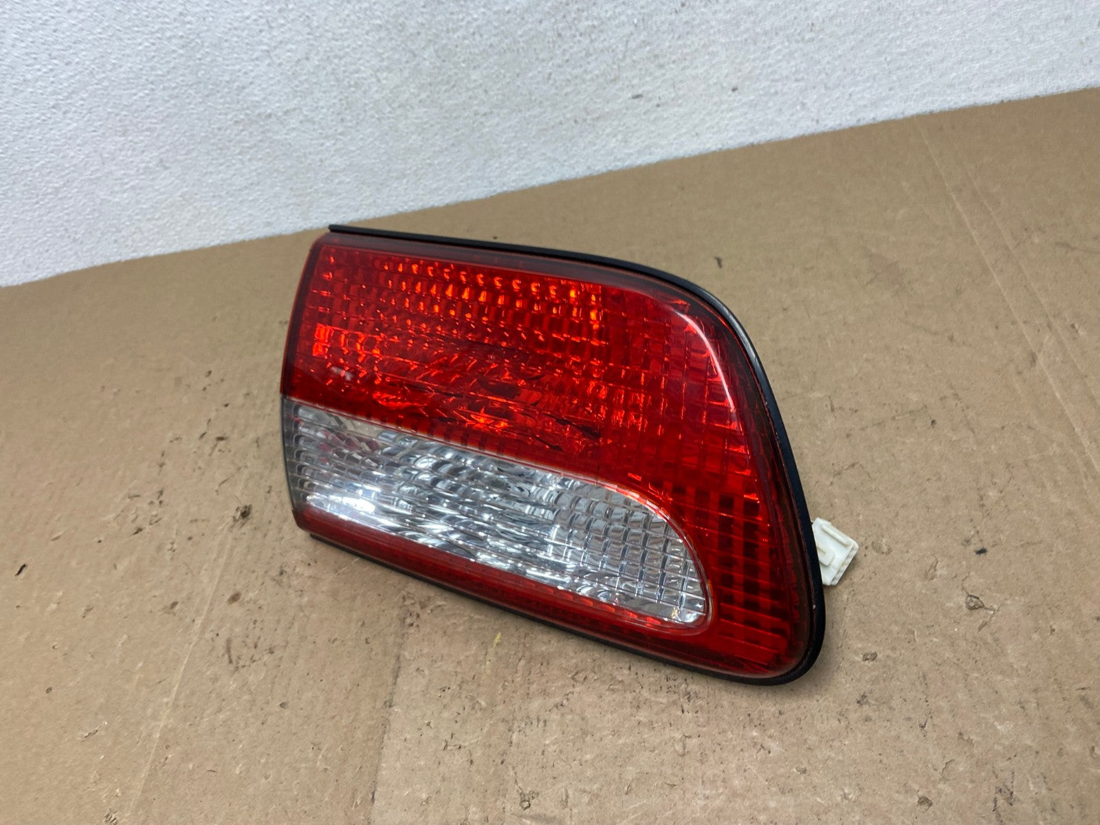 2001 2002 2003 Toyota Sienna Left Driver Lh Side Inner Tail Light AC6023 LK1