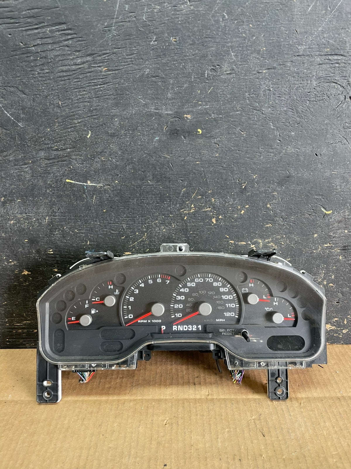 2004 2005 Ford Explorer Speedometer Cluster Gauge Oem ab2896 DG0