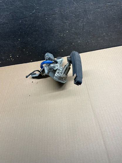 2011 - 2013 Kia Sorento Rear Glass Windshield Wiper Motor x0618 DG2