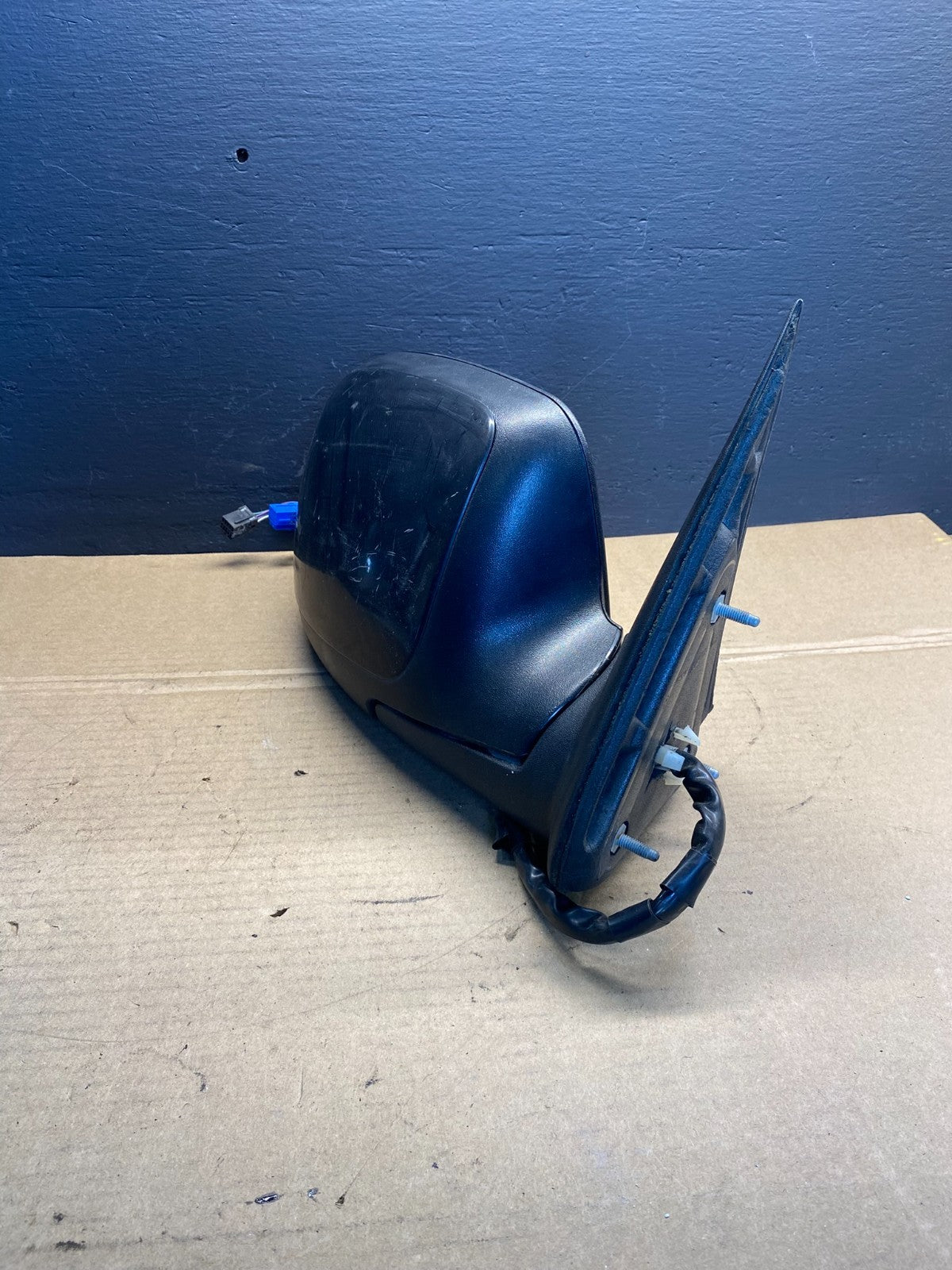 2003-2006 Chevrolet Tahoe Suburban Right Passenger Turn Door Mirror AB7288 MS2