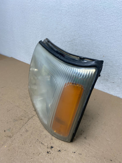 2002 to 2006 Cadillac Escalade Left Driver Lh Xenon HID Headlight AF5014 DW1