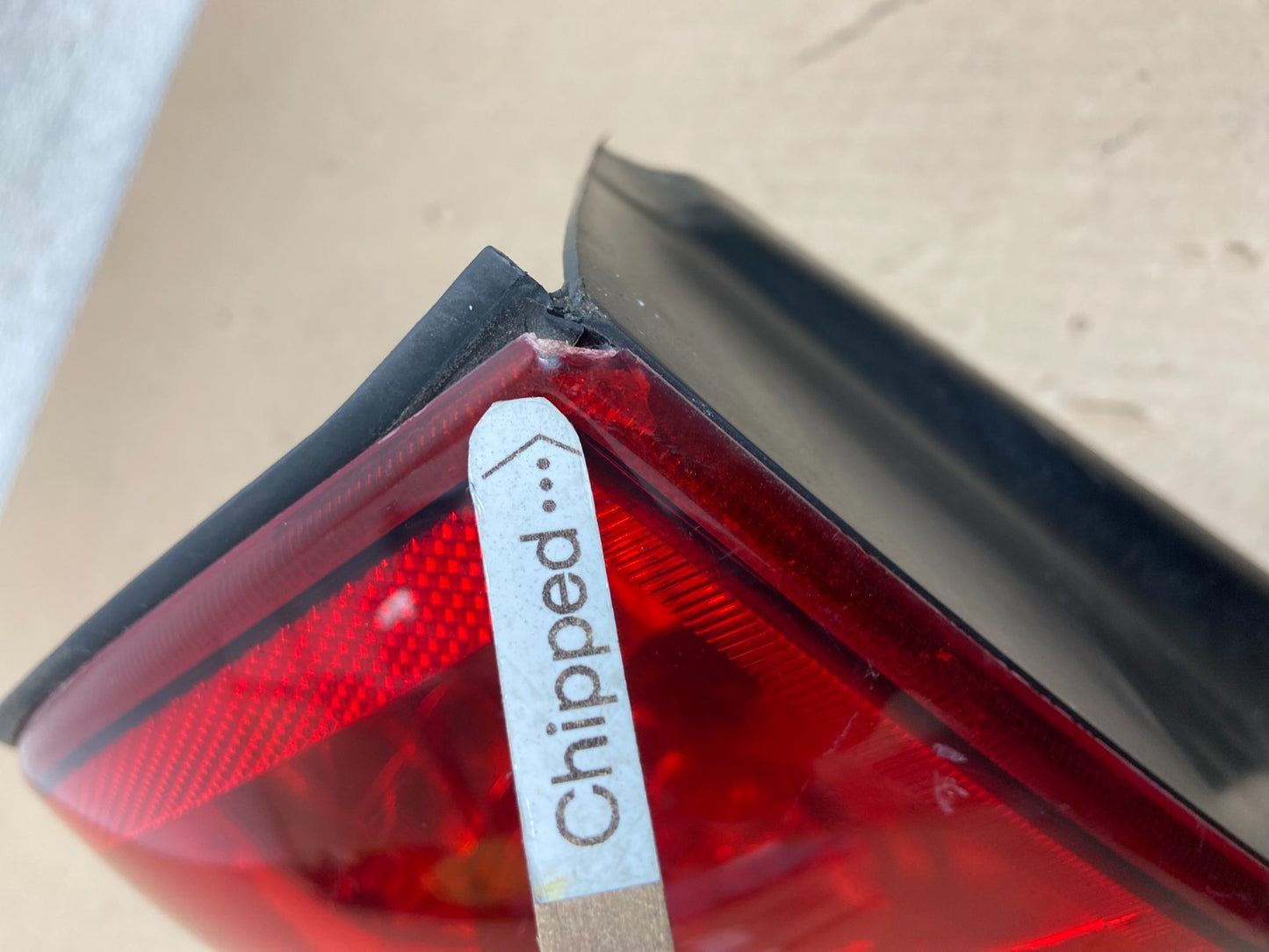 1999 to 2004 Oldsmobile Alero Left Driver LH Side Tail Light AG5781 DG4