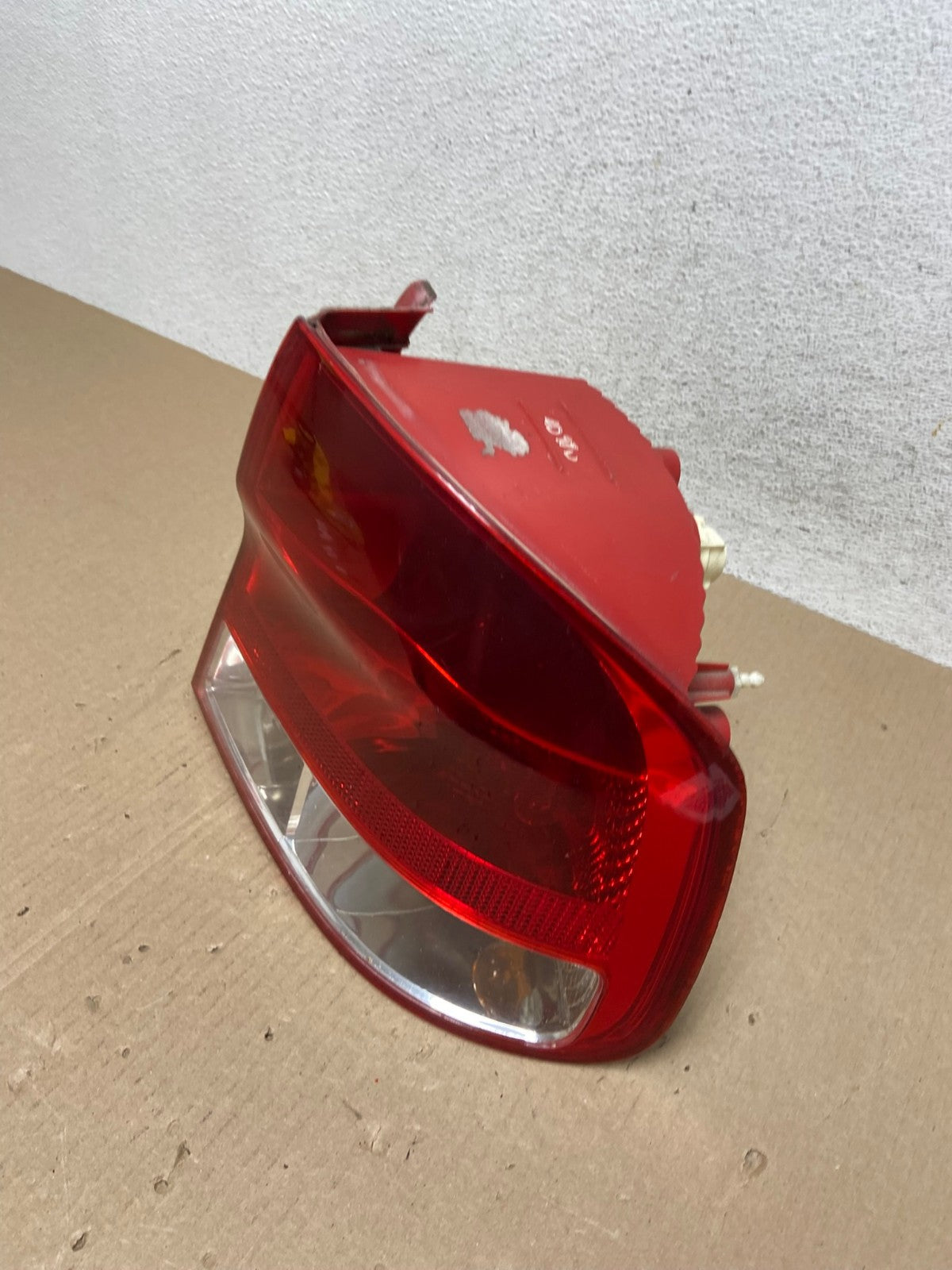 2004 2005 2006 Chevrolet Aveo Sedan Left Driver LH Tail Light AE7005 LK1