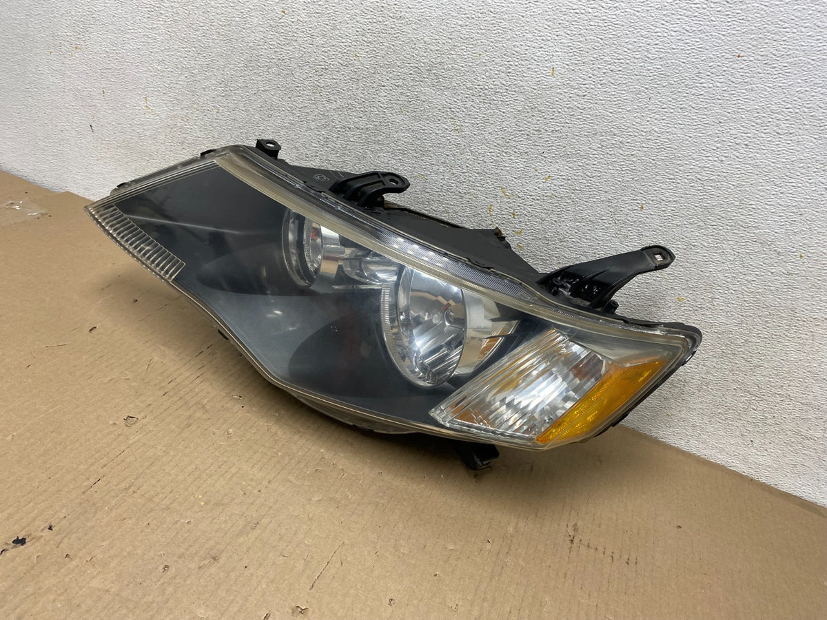 Halogen 2007-2009 Mitsubishi Outlander Left Driver LH Headlight AH5760 DW2