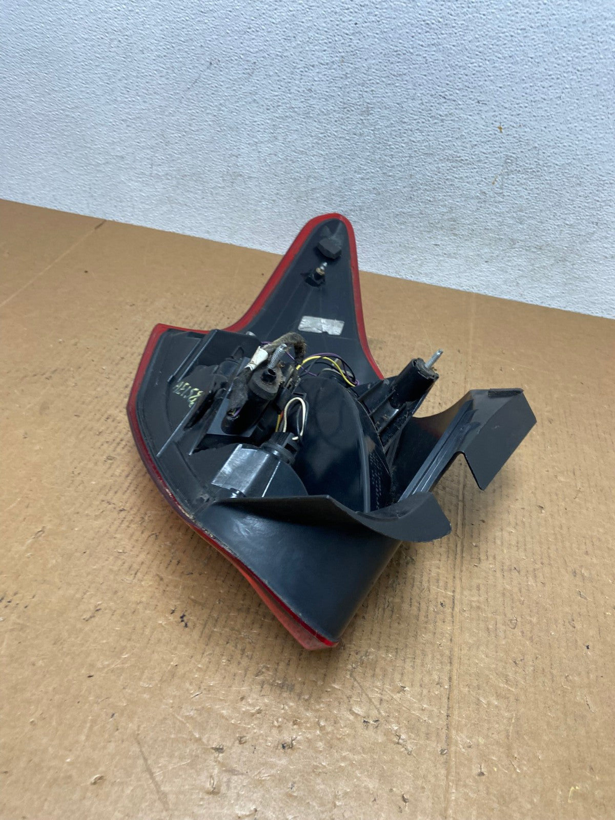 2015 to 2018 Ford Focus Tail Light Hatchback Right Passenger Side AE1582 LK5