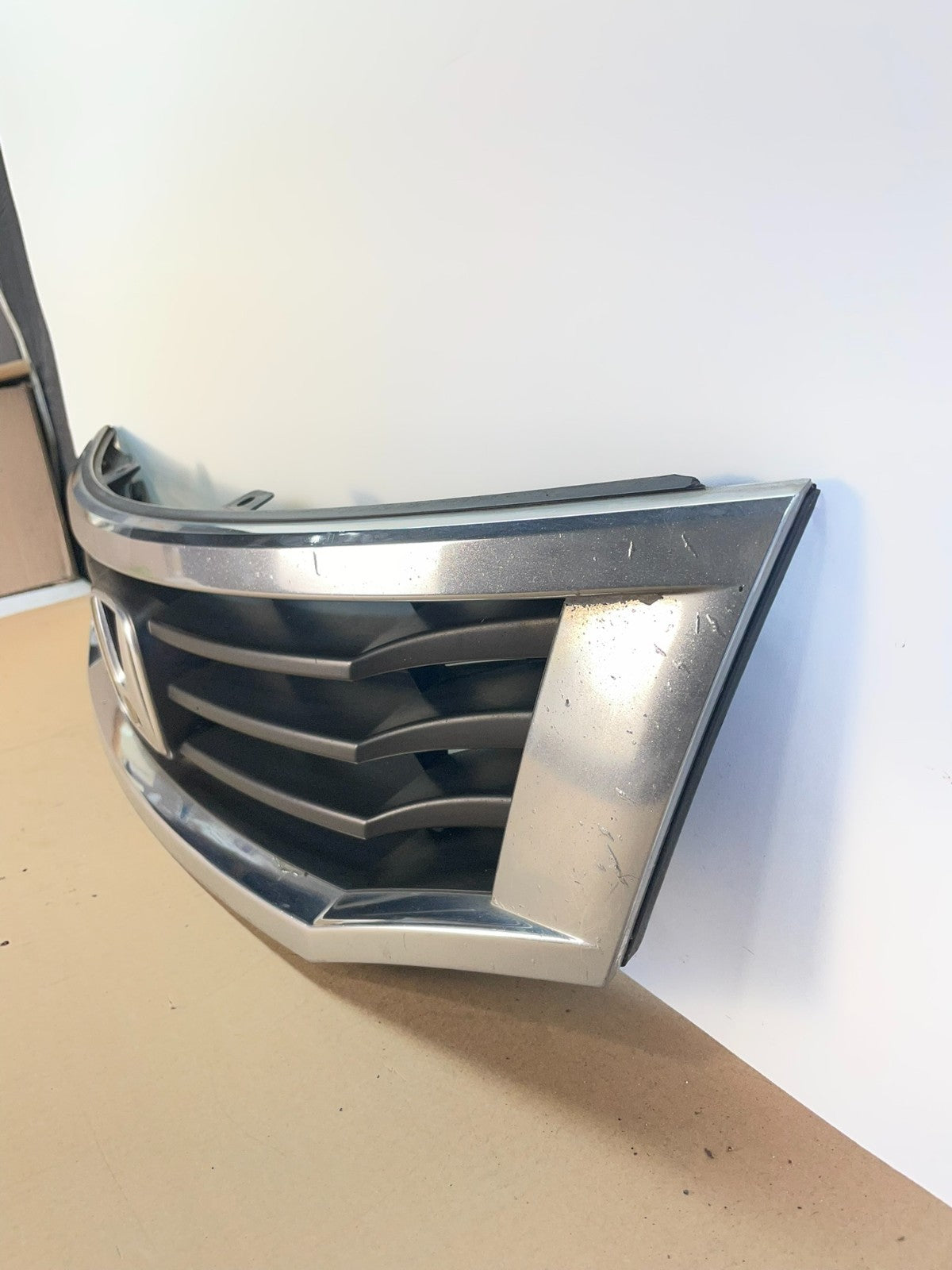 2008 2009 2010 Honda Accord Sedan Front Upper Grill Grille AI4209 DG1