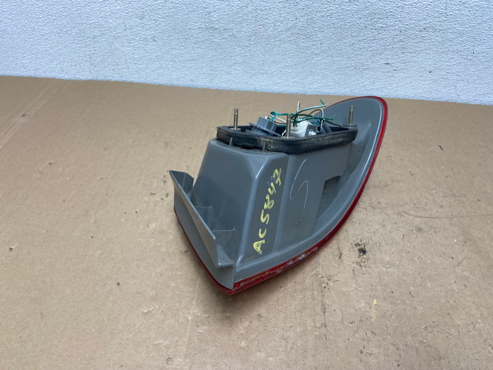 1998 1999 2000 Toyota Corolla Left Driver Lh Side Tail light AC5847 LK4