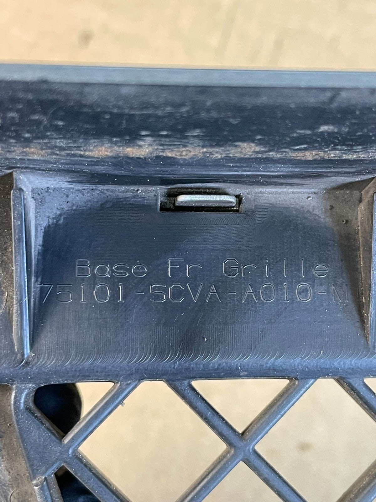 2003 2004 2005 2006 Honda Element Front Upper Grill Grille ad0280 DG4