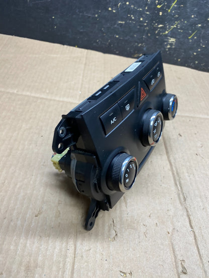 2011 2012 2013 Kia Sorento Temperature AC Climate Control 97250-1uxxx AA4706 DG2