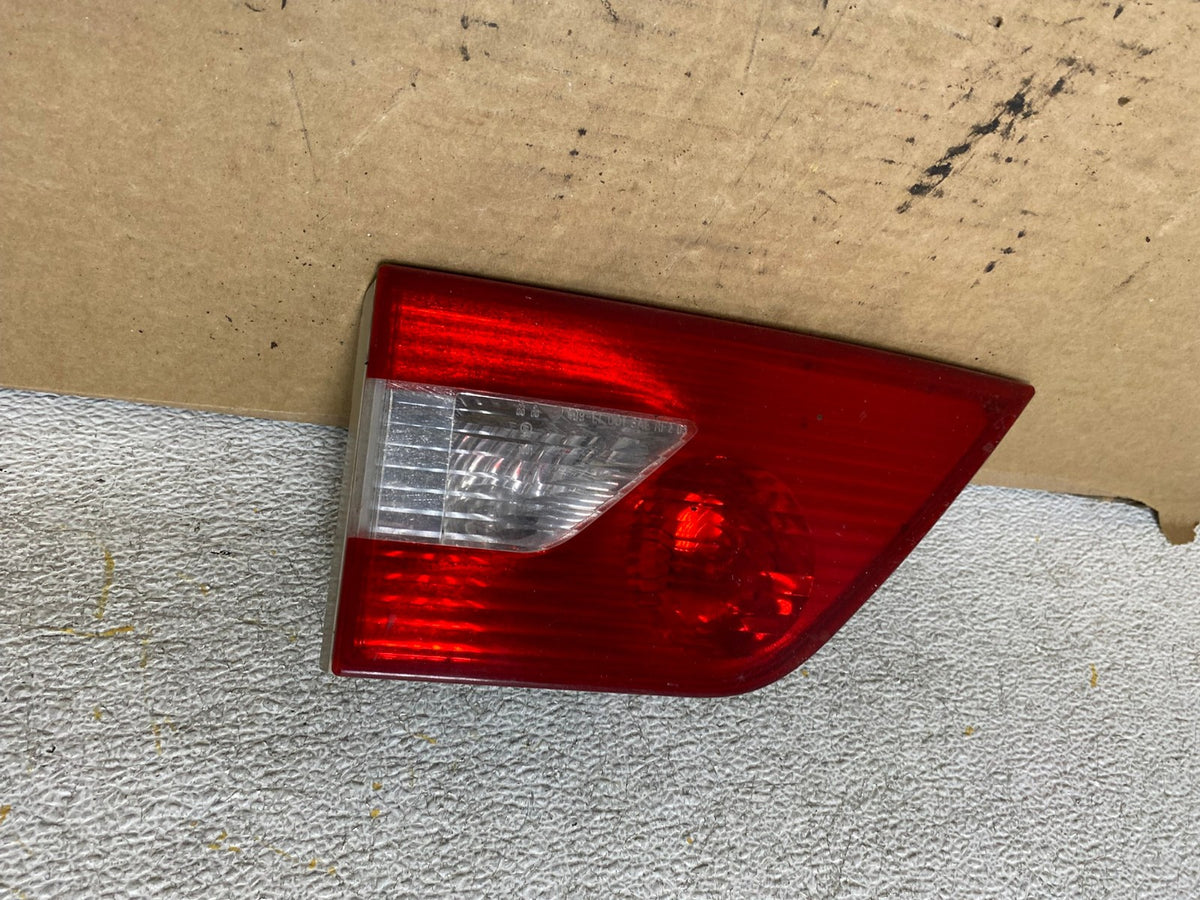 2004 2005 2006 Bmw X3 Left Driver Lh Inner Tail Light AH7950 LK2