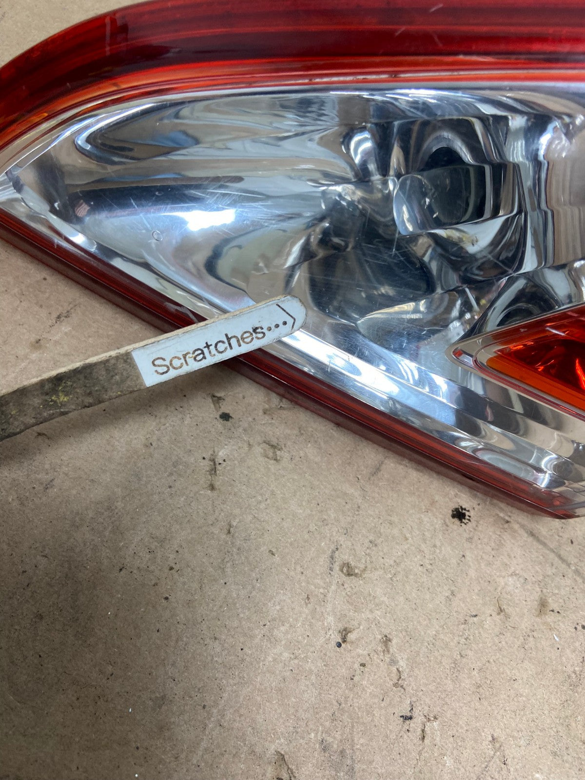 2011-2014 Nissan Murano Right Passenger RH Side Inner Tail Light AG4183 LK3