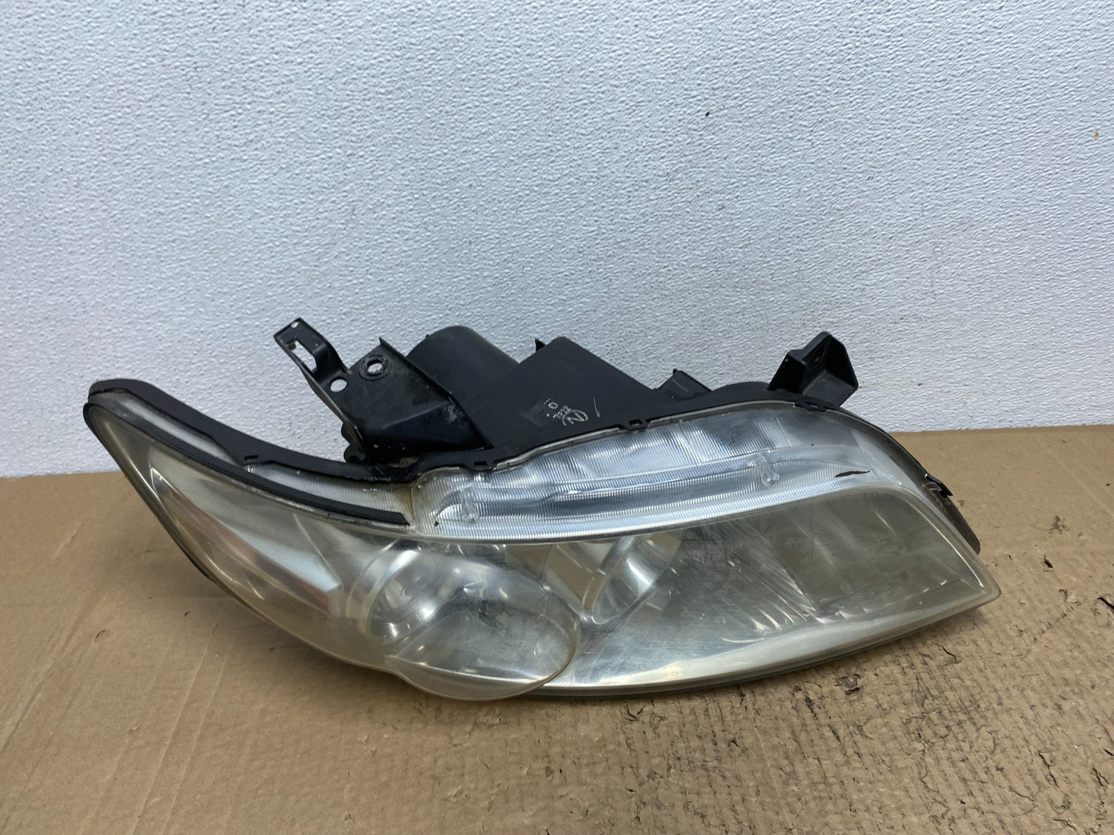 2004 to 2008 Infiniti Fx35 Hid Xenon Right Passenger Rh Headlight Oem AC4186 DW0
