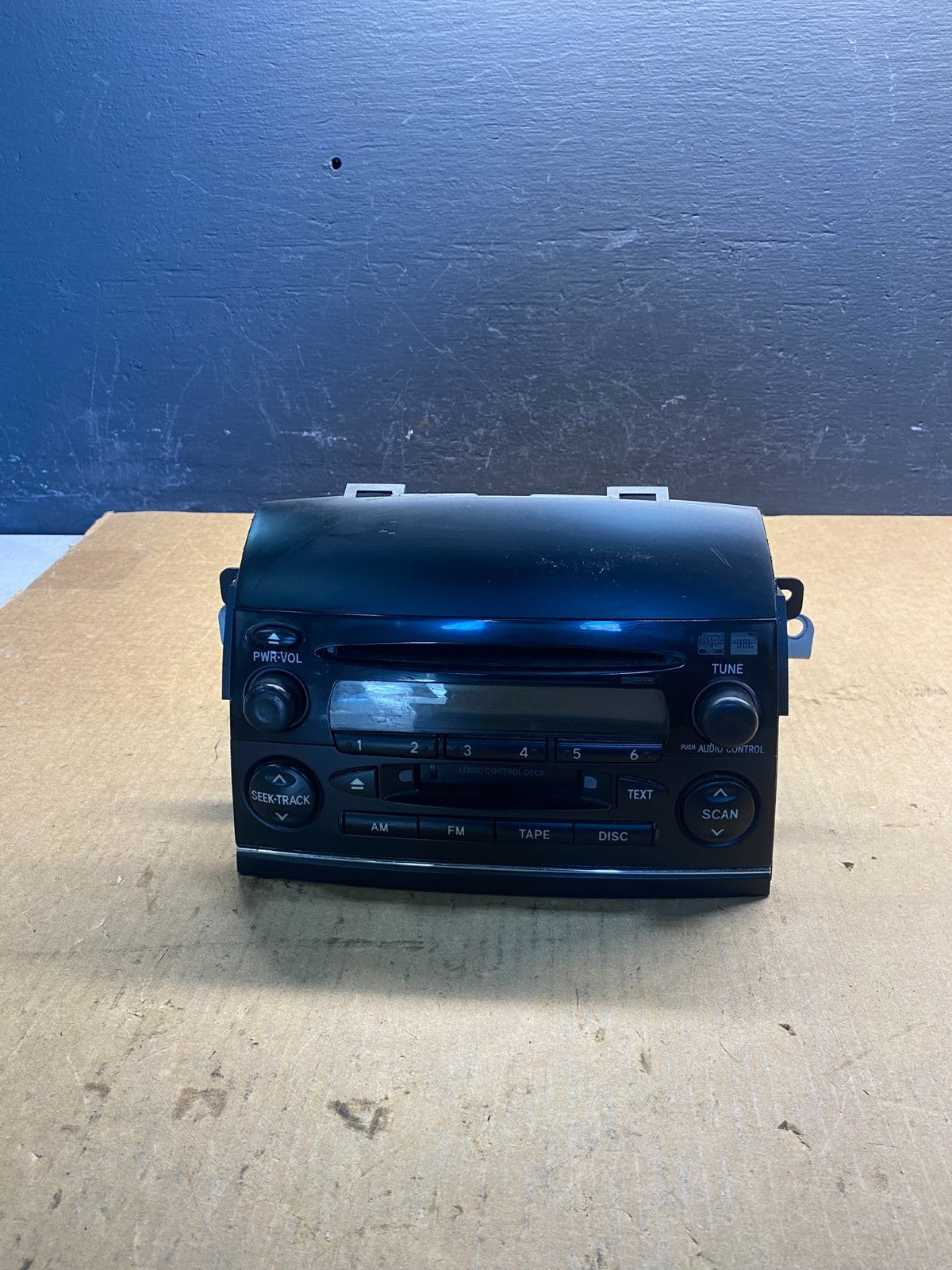 2004 to 2010 Toyota Sienna AM FM CD WMA Mp3 Radio Receiver AC6938 DG0