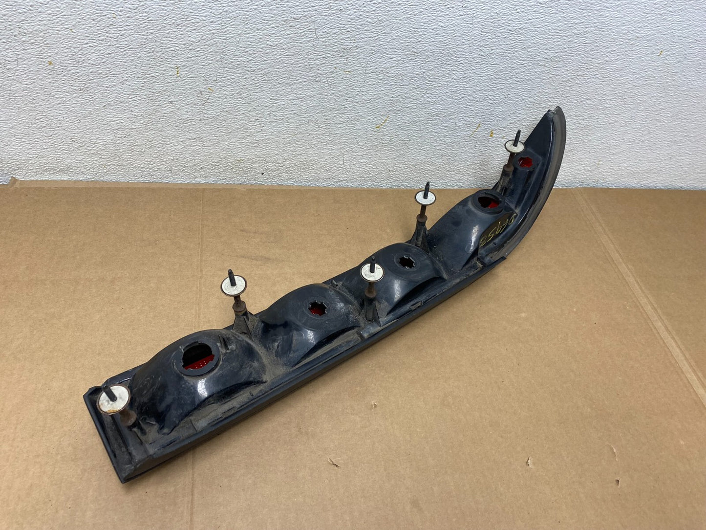 1991 to 1992 Buick Regal Right Passenger RH Side Tail Light D69589