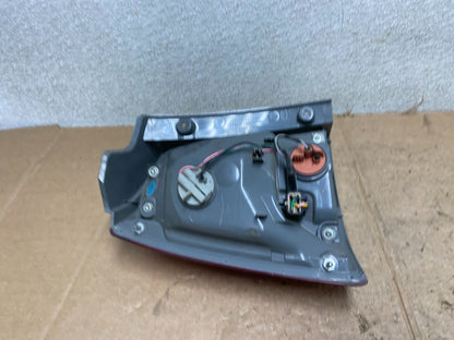 2010 2011 2012 Kia Sorento Right Passenger RH Side Tail Light Oem AA3994 DW6