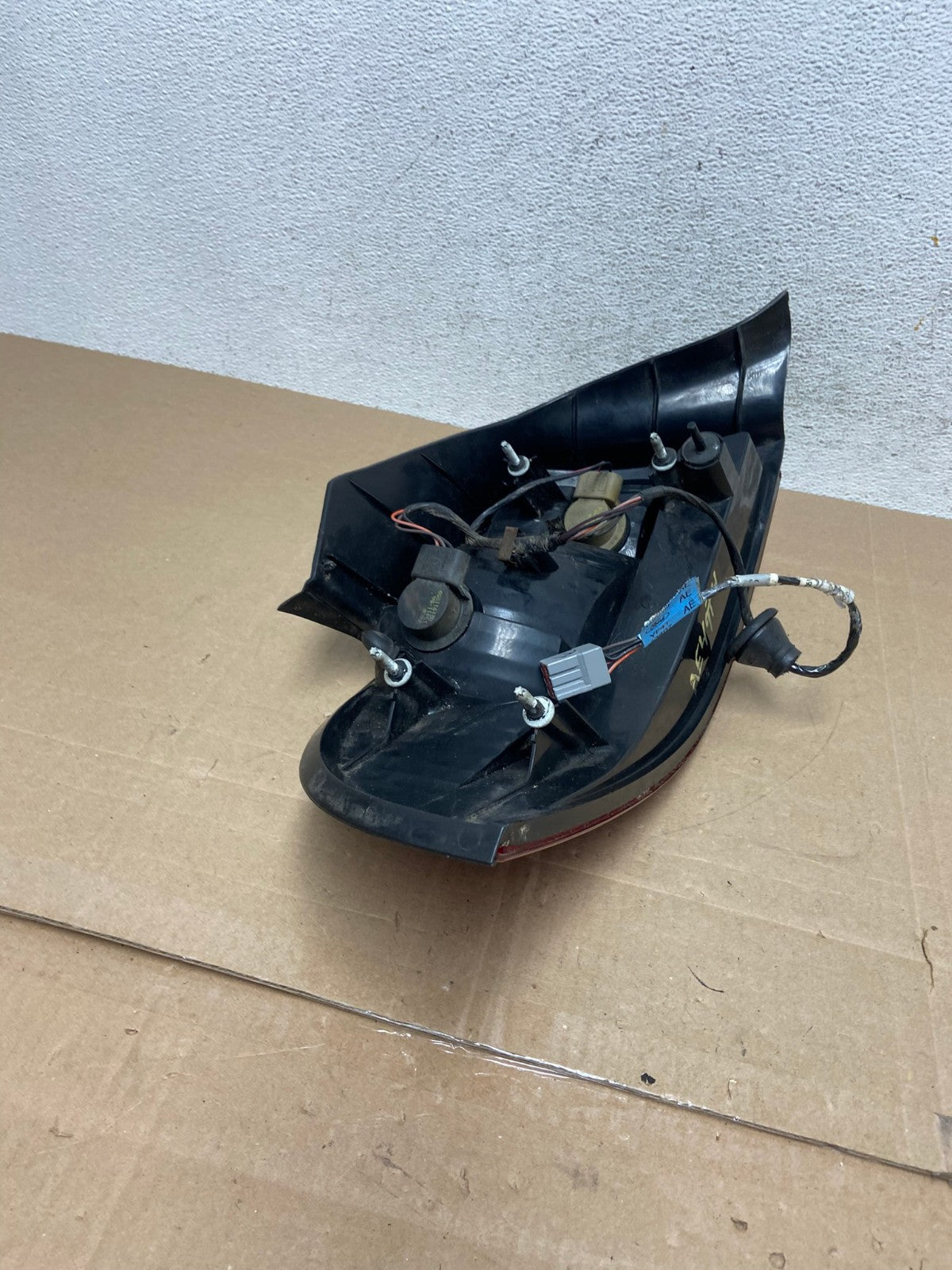 2000 - 2003 Mercury Sable Sedan Right Passenger Rh Side Tail Light AE4974 LK5