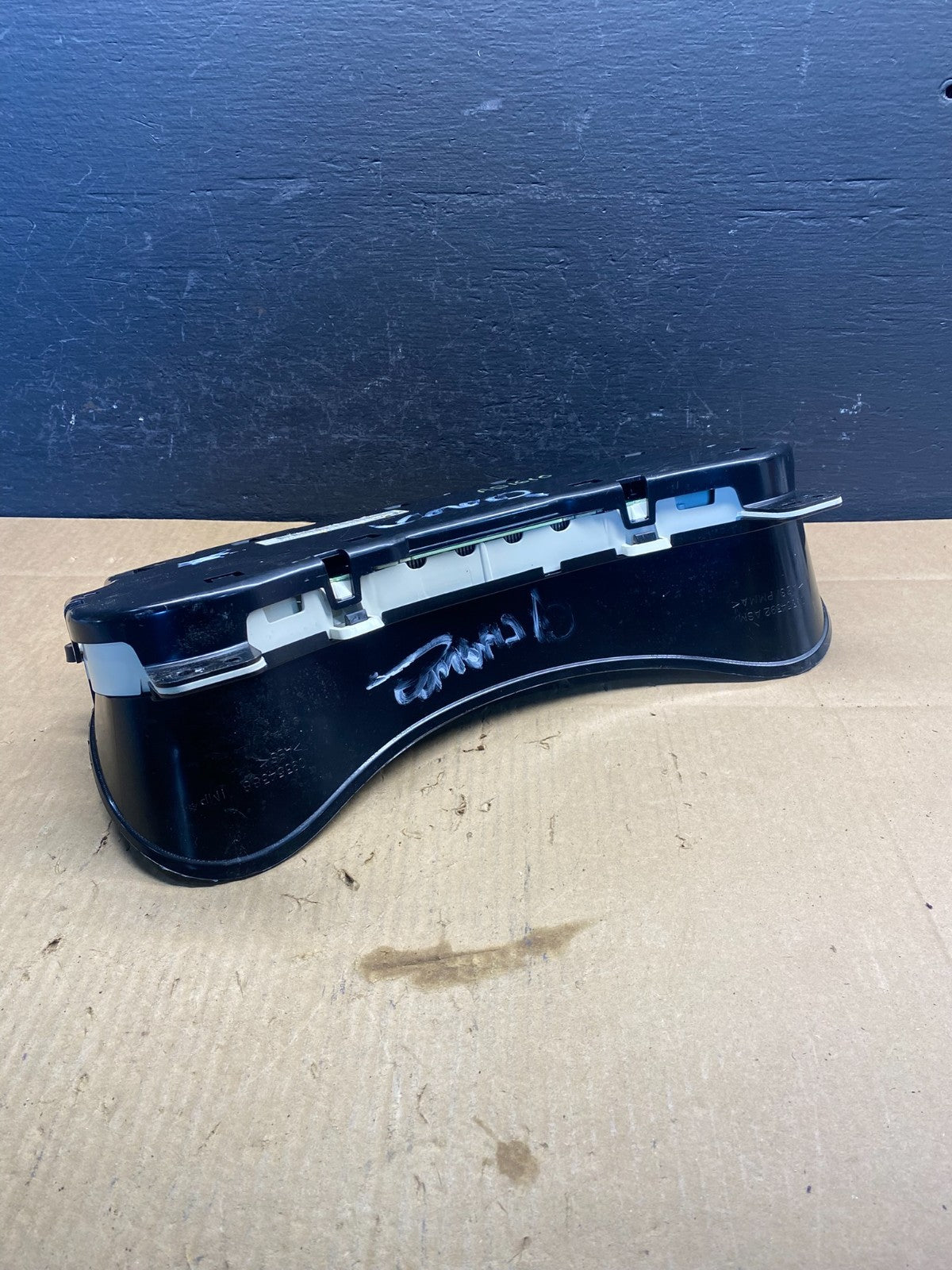 2002 to 2004 GMC Envoy Speedometer Cluster Gauge AD1610 DG4