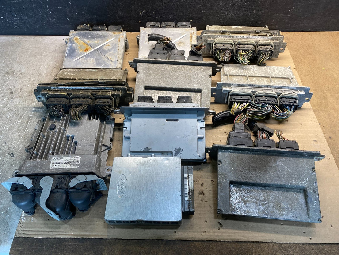 Mix of 10 Ford ECM Engine Computer Module AD94930