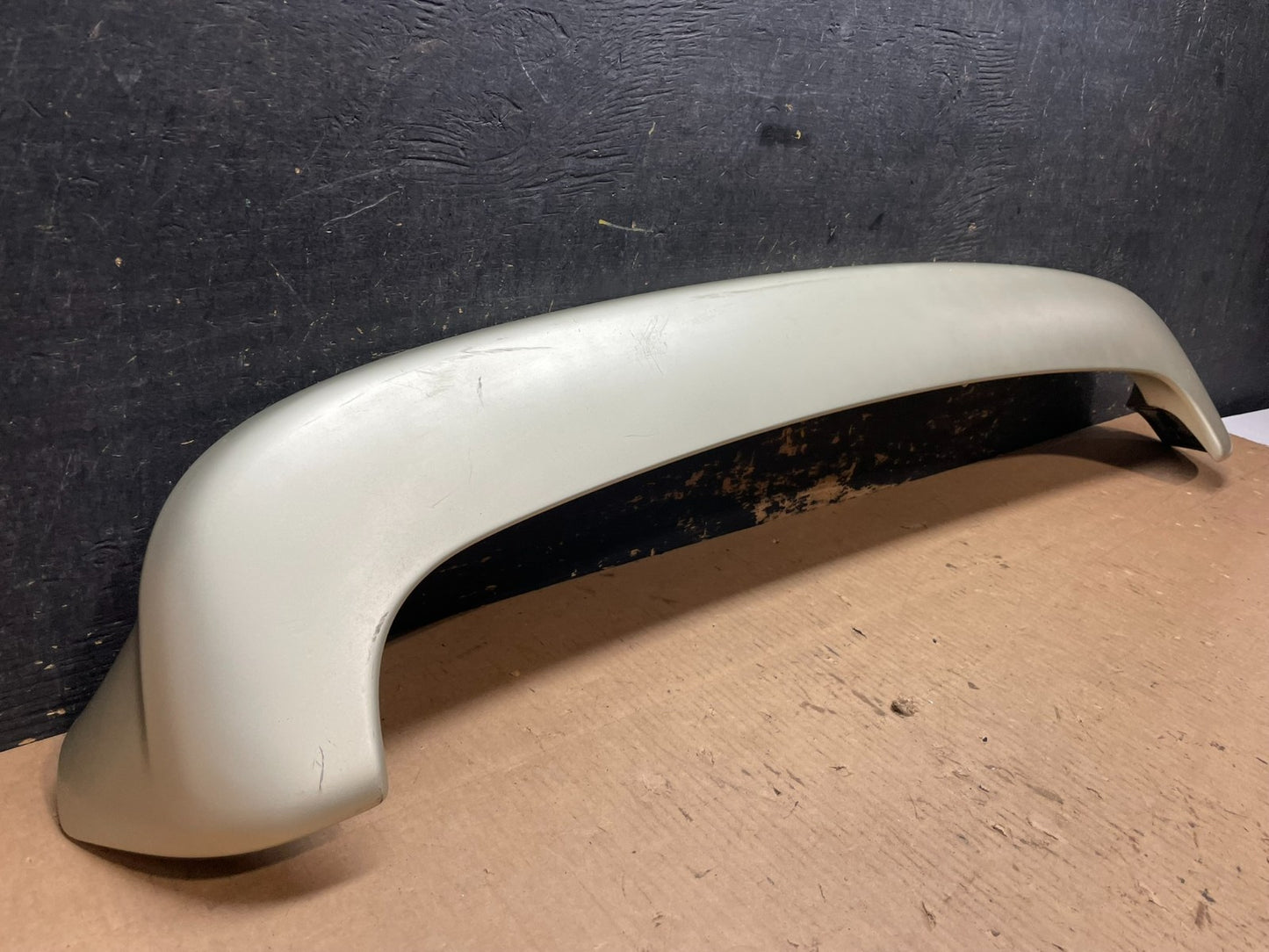 2001 to 2007 Toyota Highlander Upper Rear Upper Wing Spoiler Oem AA2430 DG1