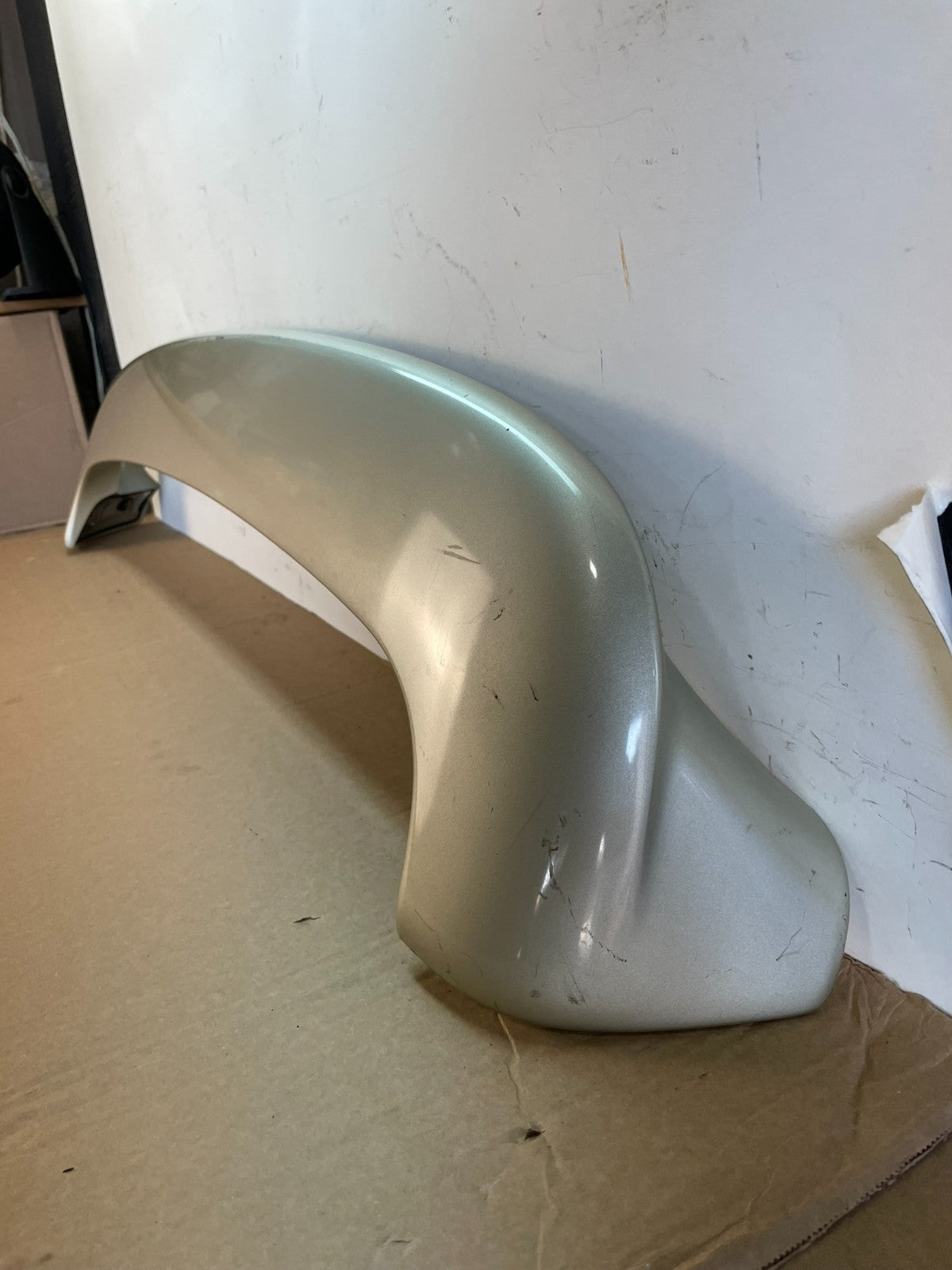 2001 to 2007 Toyota Highlander Upper Rear Upper Wing Spoiler AG7586 DG1