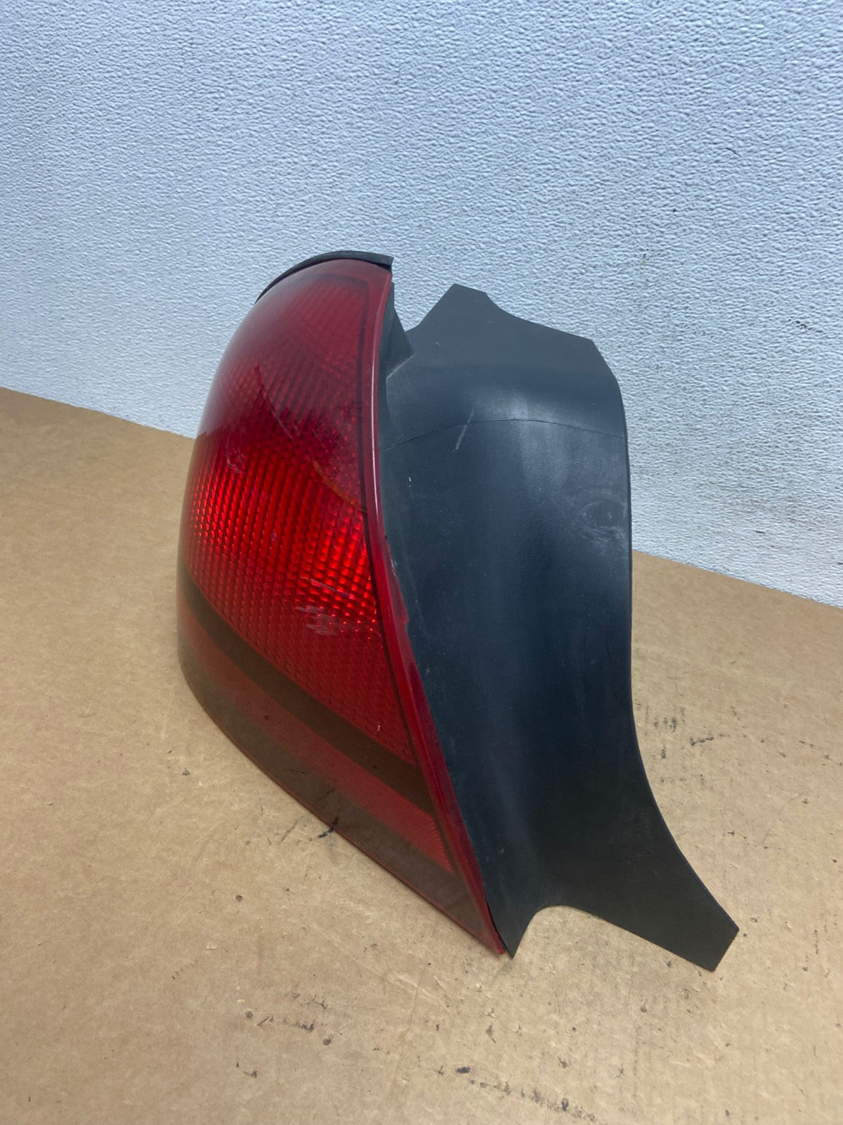 2003-2011 Mercury Grand Marquis Left Driver Lh Side Tail Light AD5165 LK1