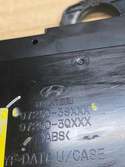 2011 - 2014 Hyundai Sonata Center Radio Climate Control Air Vent Bezel AF6541 DG5