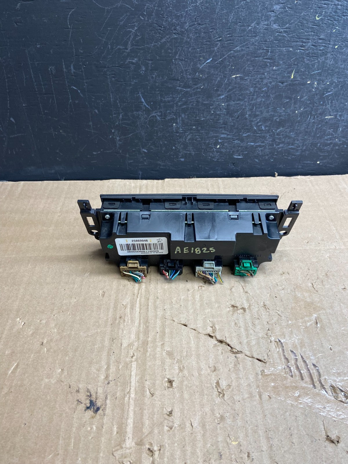 2007-2011 GMC Yukon Tahoe Automatic Climate Temperature Temp Control AE1825 DG3