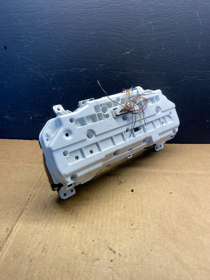 2004 2005 Toyota Sienna Speedometer Cluster Gauge AD4840 DG4