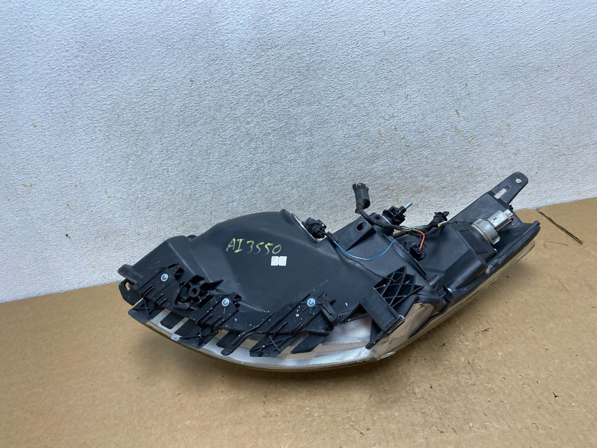 Sedan 2007 to 2009 Nissan Altima Right Passenger Halogen Headlight AI3550 DW8