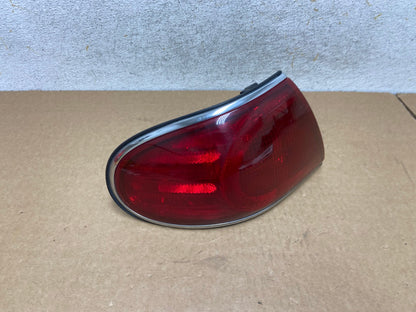 2000 to 2005 Buick Lesabre Left Driver LH Side Tail Light AI2632 LK2