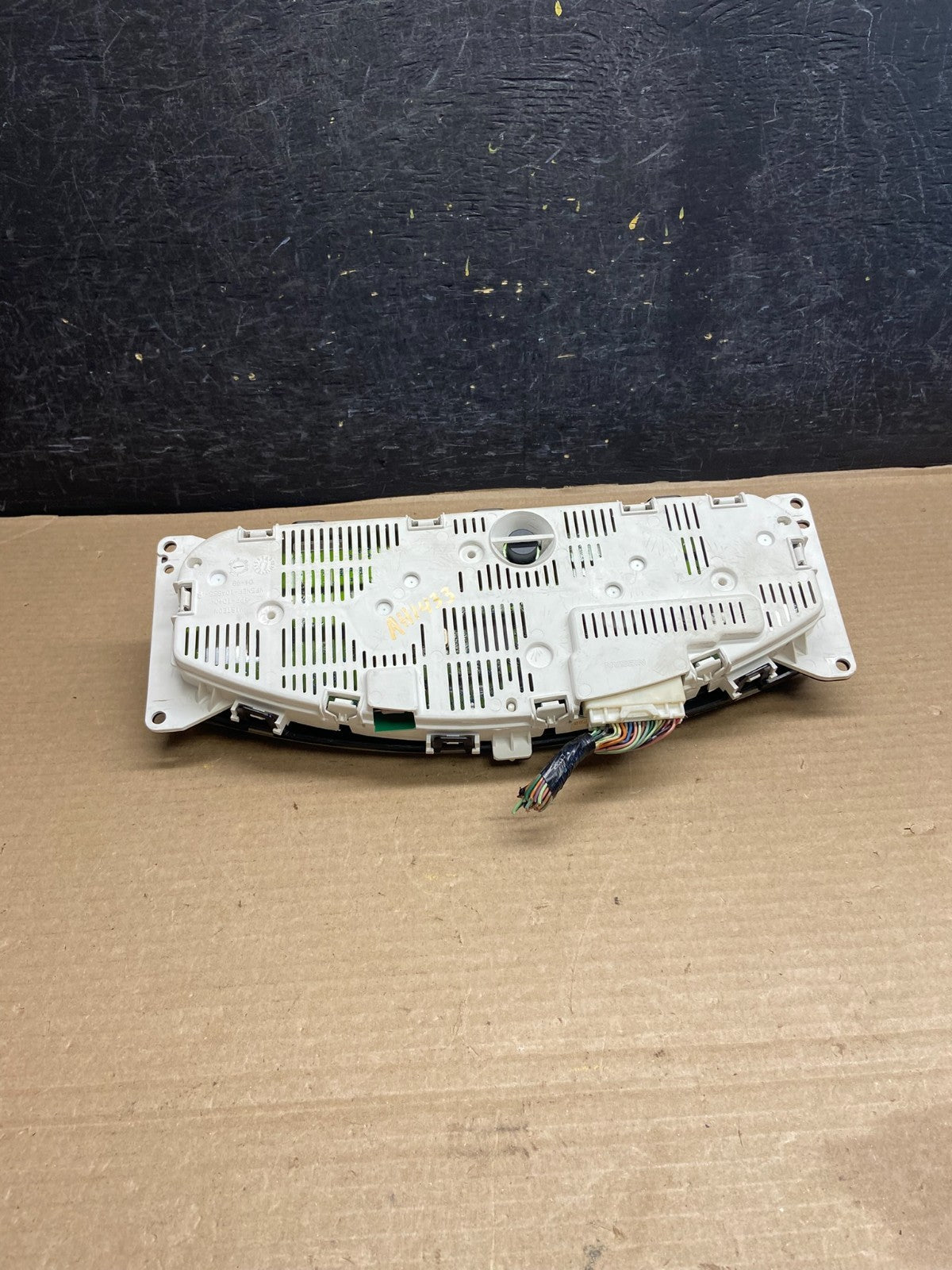 2010 to 2012 Nissan Pathfinder Speedometer Cluster Gauge AH1433 DG5