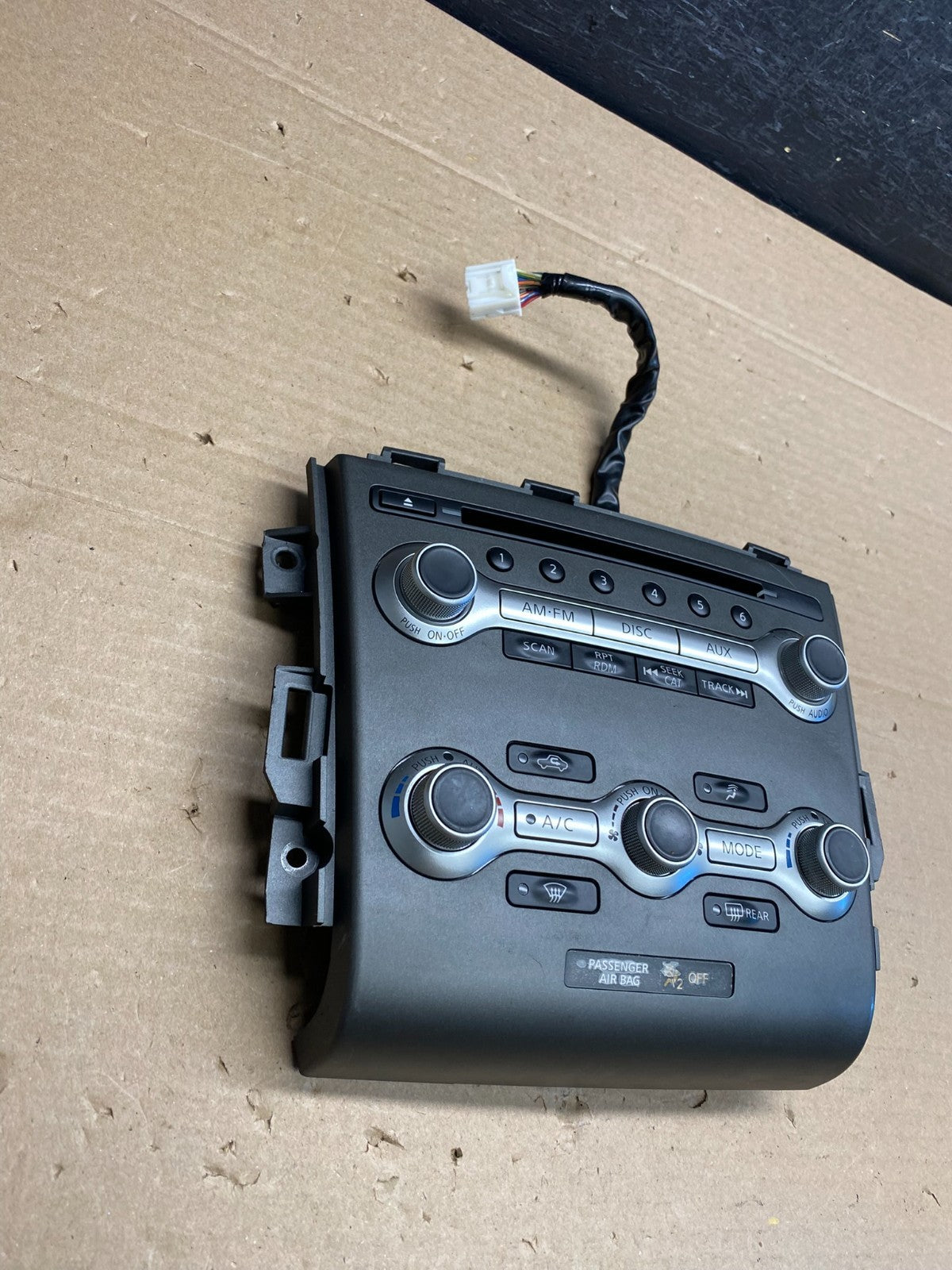 2010 - 2014 Nissan Murano Temperature Climate Radio Control Panel ag5198 DG1