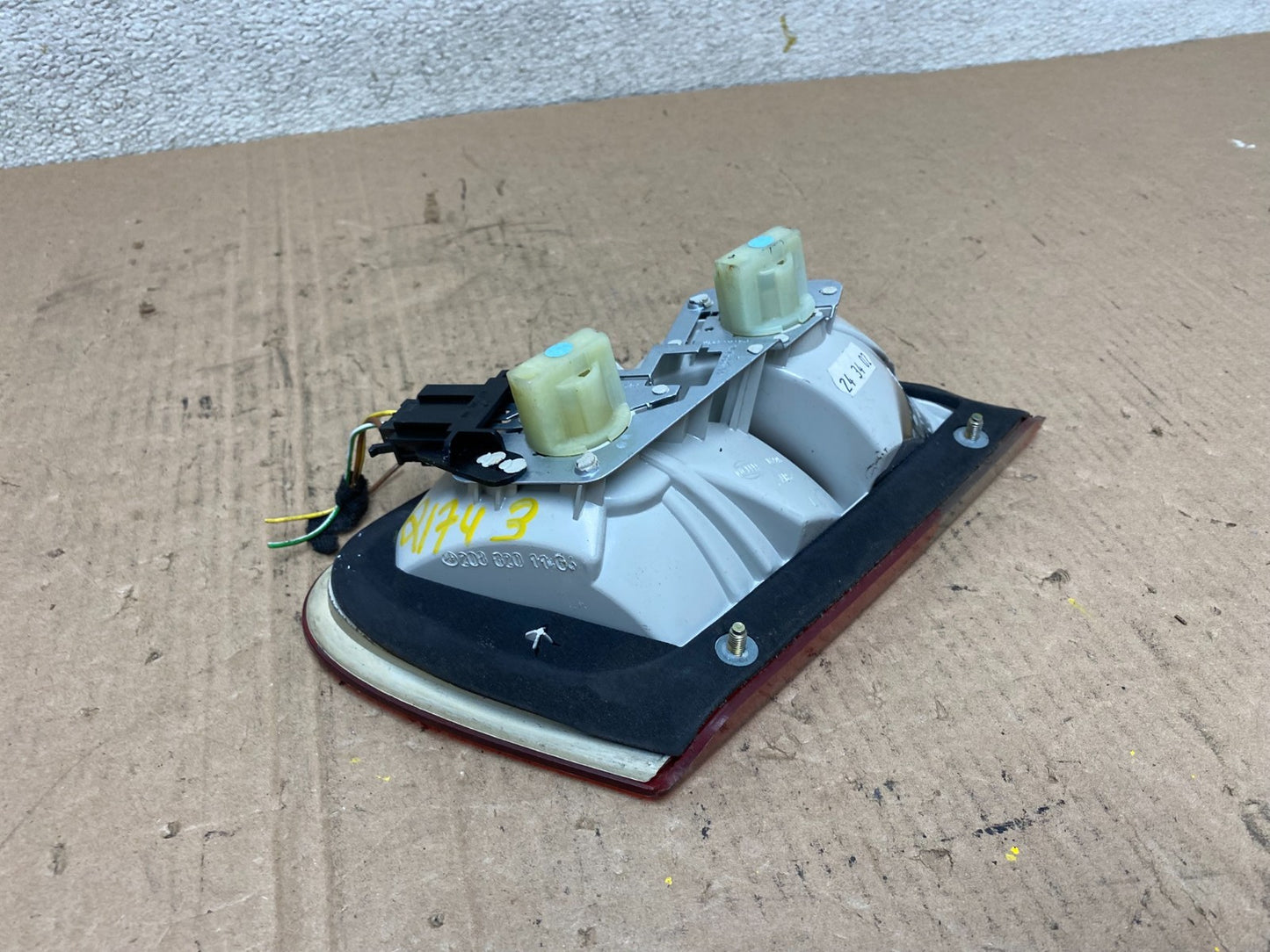 1998-2003 Mercedes Benz CLK Inner Left Driver LH Side Tail Light Lamp Q1743 DW3