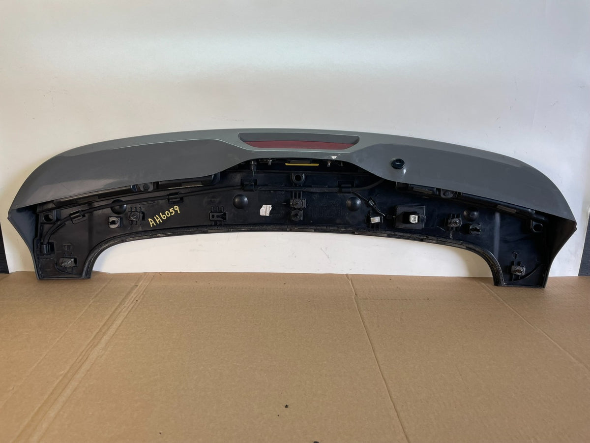 2014 - 2019 Jeep Grand Cherokee Liftgate Back Door Spoiler & Light AH6059 DG5