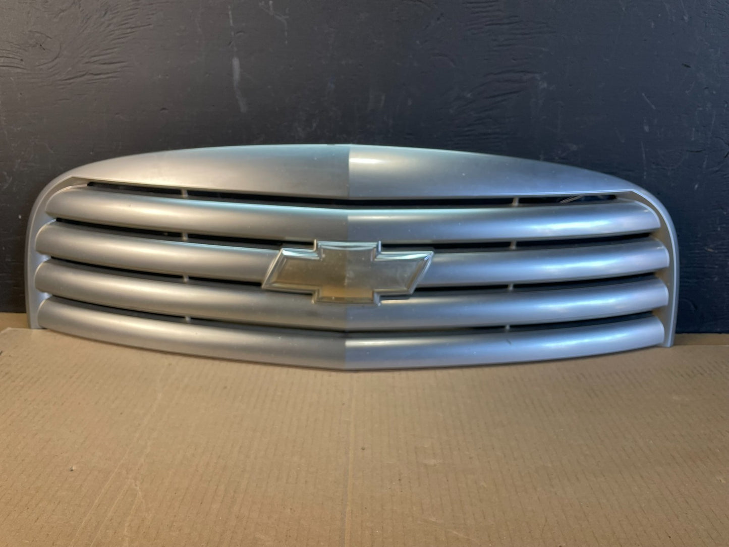 2006 to 2011 Chevrolet HHR Front Upper Grill Grille OEM AC2012 DG0