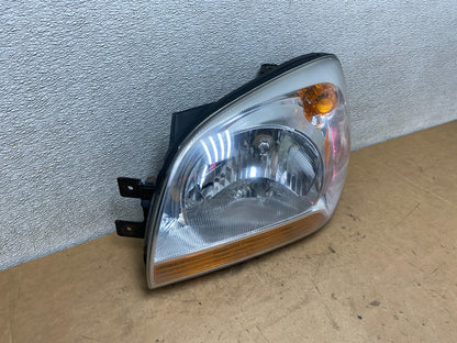 2005 to 2006 Kia Sportage Left Driver LH Halogen Headlight OEM X5083 DW2